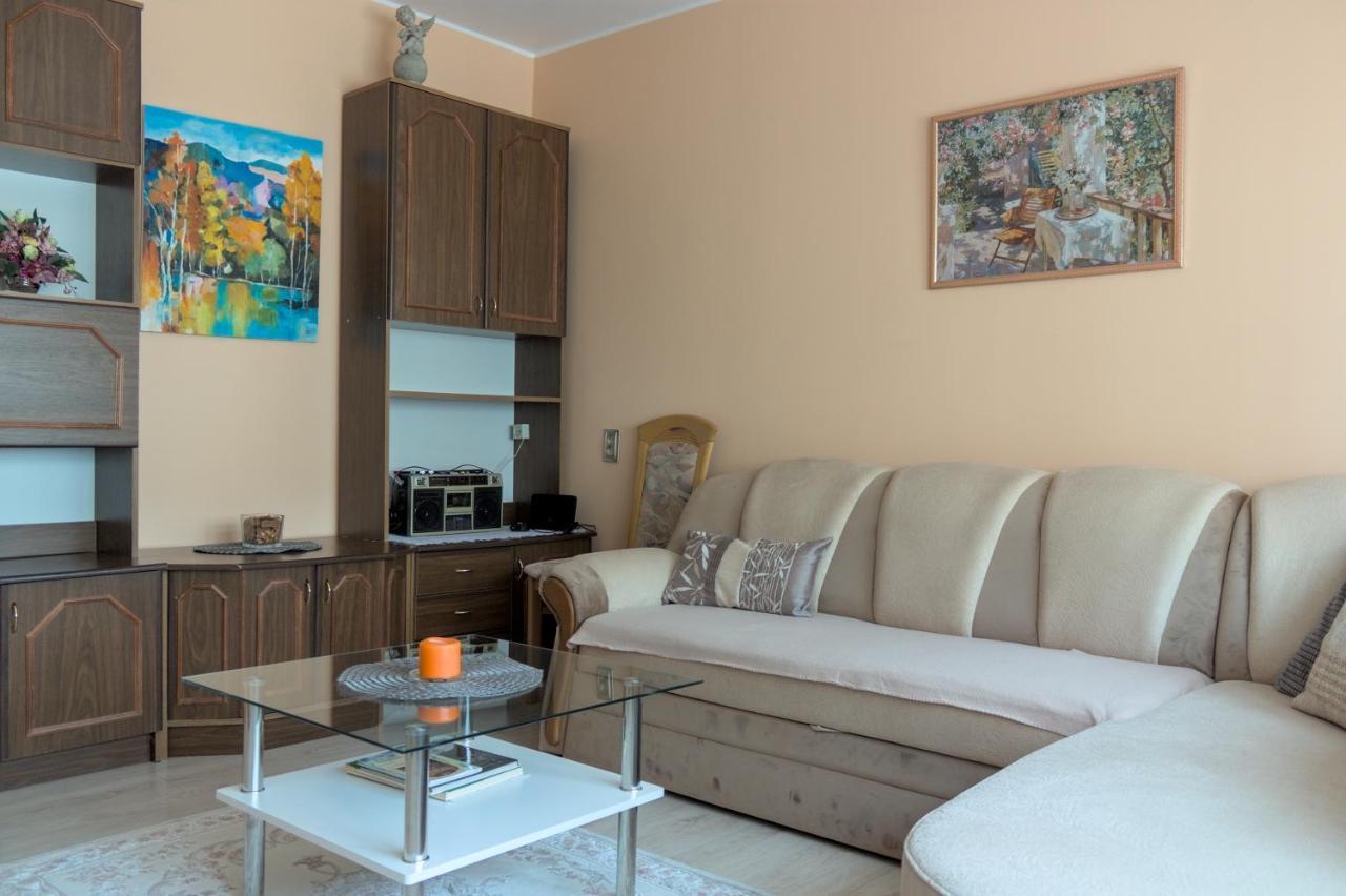 Estate I Apartamentai เบิร์ชโตนัส ภายนอก รูปภาพ